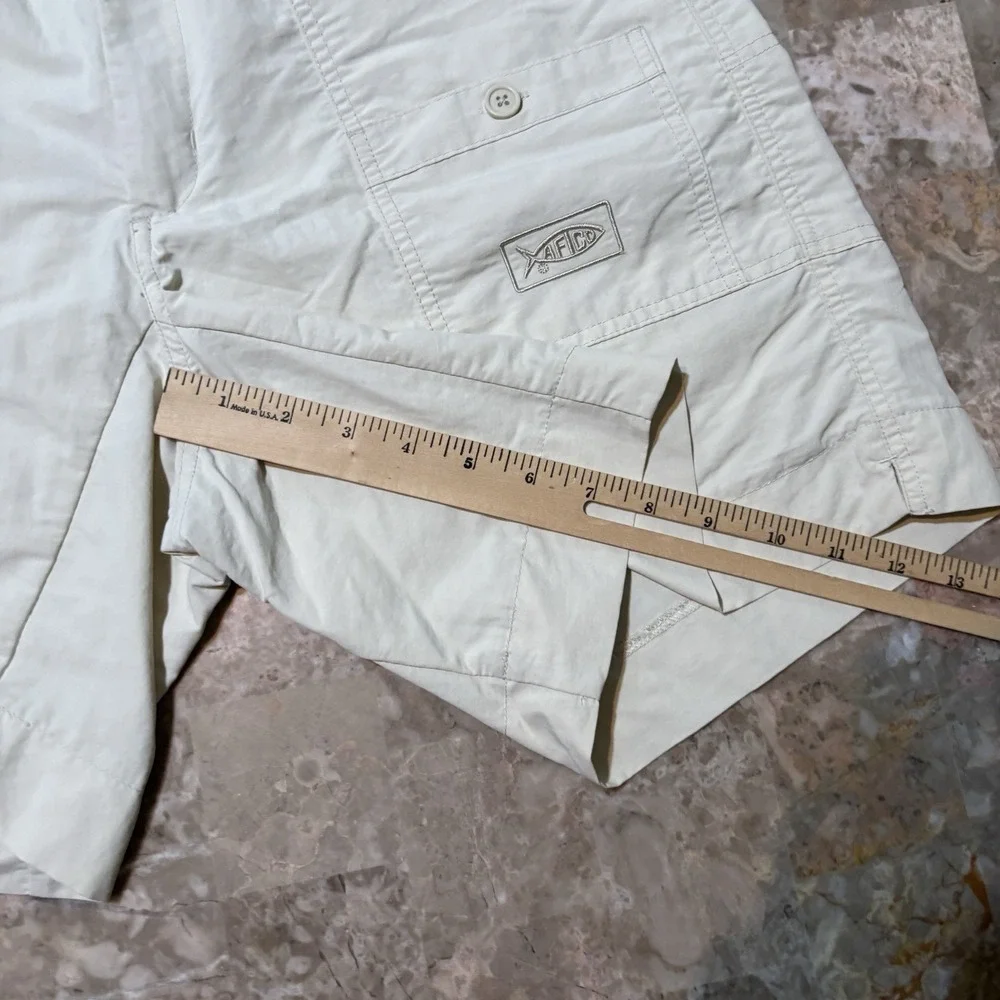 AFTCO Fishing Shorts Mens 30 Tan Elastic Waist Cargo UPF Nylon Performance